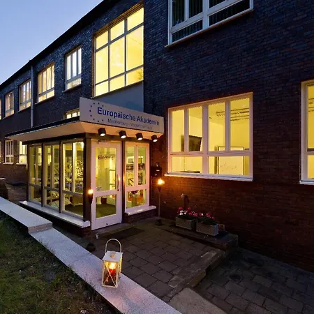 Seminarhaus Europaeische Akademie 2* 瓦伦