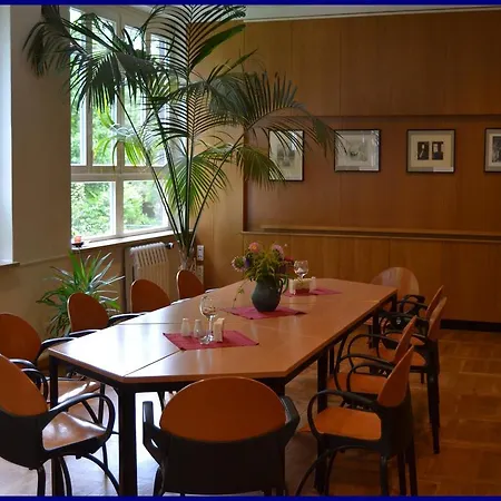 Seminarhaus Europaeische Akademie 3*