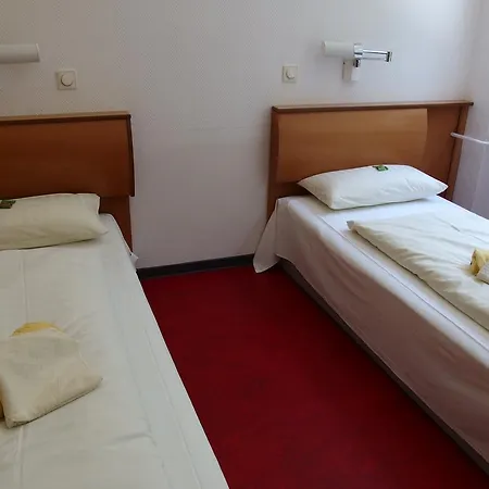 Seminarhaus In Der Akademie 3* Waren (Müritz)