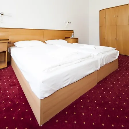 Seminarhaus Europaeische Akademie فندق مبيت وإفطار 3*